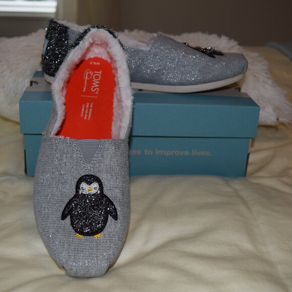 TOMS Alpargata - Fuzzy Penguin New in Box - Picture 3 of 12